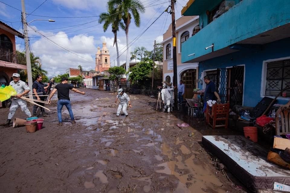 El Gobierno de Colima prevé solicitar a la Federación la declaratoria de desastre del Estado, a causa de daños generados por el huracán 'Lidia'.
