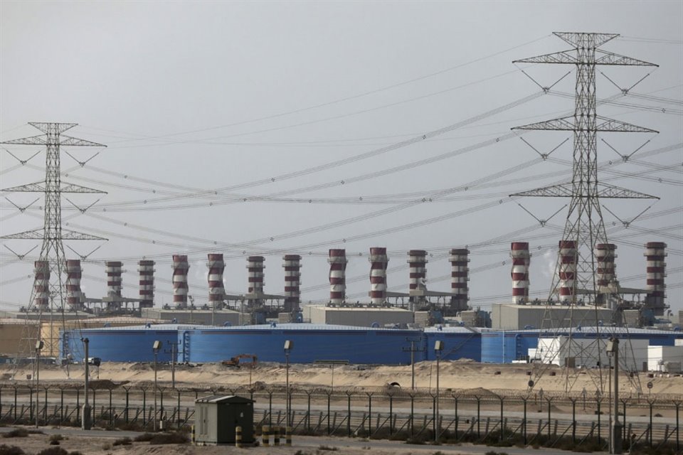 Un trastorno en el suministro de crudo en cualquier país afecta los precios globales del petróleo para todos. 
