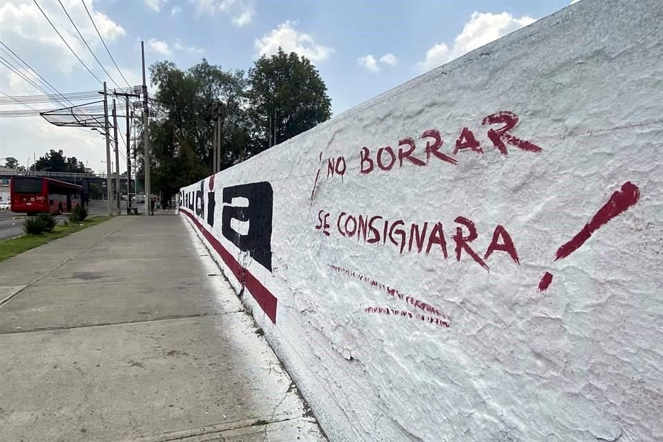 Se podrá retirar la propaganda cuando tenga nombre o apellido de las personas que se encuentren participando en un proceso político o cuando no se identifique la denominación del proceso.