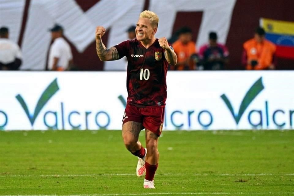 Yeferson Soteldo anotó un gol y dio dos asistencias contra Chile para el triunfo que tiene a Venezuela en zona de clasificación al Mundial 2026.