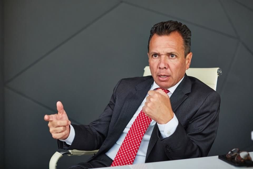 Pablo Lemus anunció que dejará su cargo como Alcalde de Guadalajara la próxima semana para buscar la candidatura al Gobierno de Jalisco.