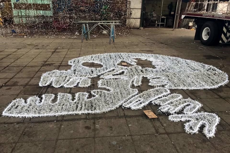 Las luminarias fueron diseñadas a lo largo de dos meses y fabricadas en 20 días.