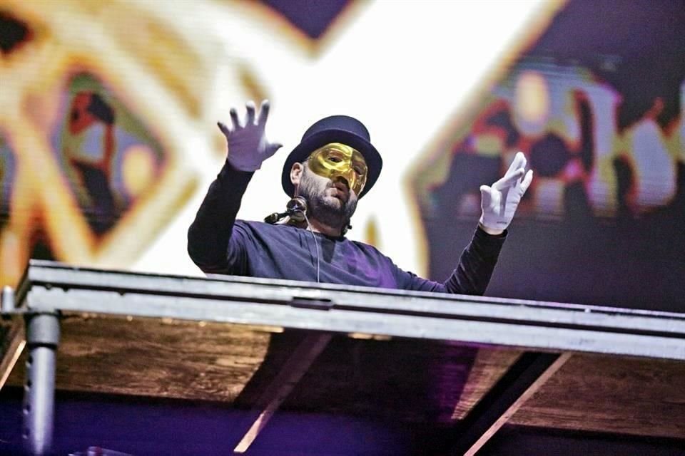 Claptone