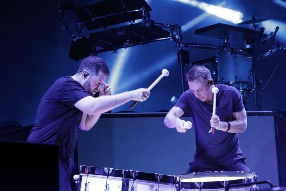 El dúo estadounidense de Odesza, compuesto por Harrison Mills y Clayton Knight, demostró porqué es headliner de los festivales más importantes como el Coachella o Lollapalooza.