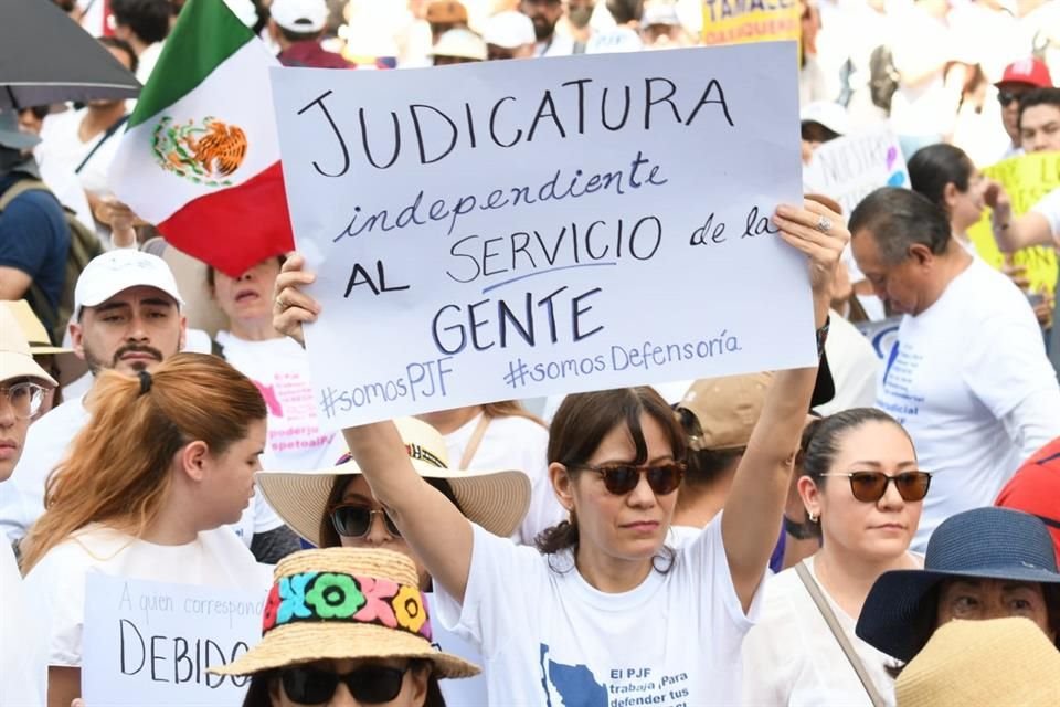 Es la primera suspensión definitiva que se dicta contra la totalidad del decreto que planteó eliminar los fideicomisos.