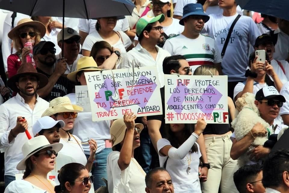 Trabajadores del Poder Judicial de la Federación en una manifestación hace unos días en Veracruz.