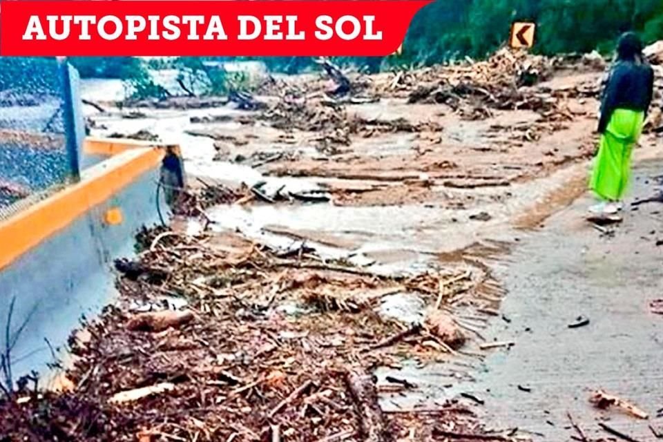 Daños causador por huracán 'Otis' en Autopista del Sol.