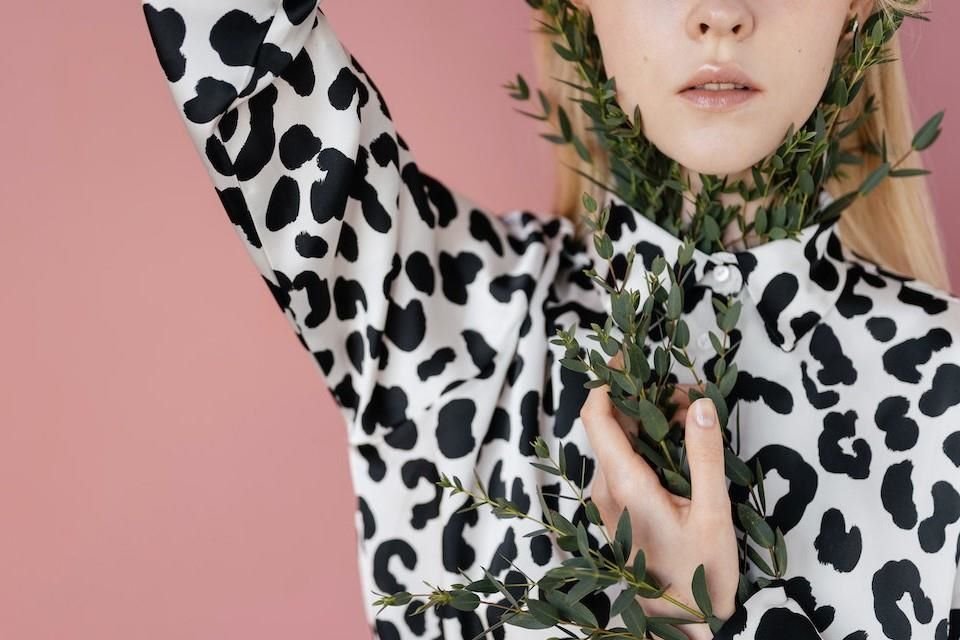 Descubre cómo incluir animal print en tus outfits de Otoño