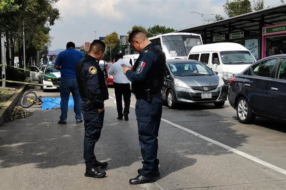 También acudieron policías preventivos del Sector La Raza, quienes detuvieron al chofer responsable y lo trasladaron al Ministerio Público.