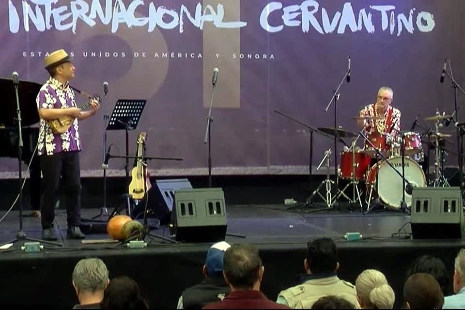 El artista hawaiano Daniel Ho ofrendó su música a las personas damnificadas de Acapulco, en el marco del Cervantino.