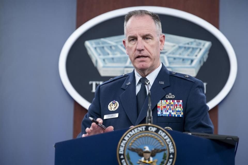 Patrick Ryder, portavoz de la Brigada General de las Fuerzas Aéreas del Pentágono, durante una conferencia de prensa en Washington.