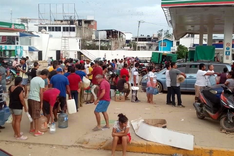 Había personas que llevaban 6 horas formados.