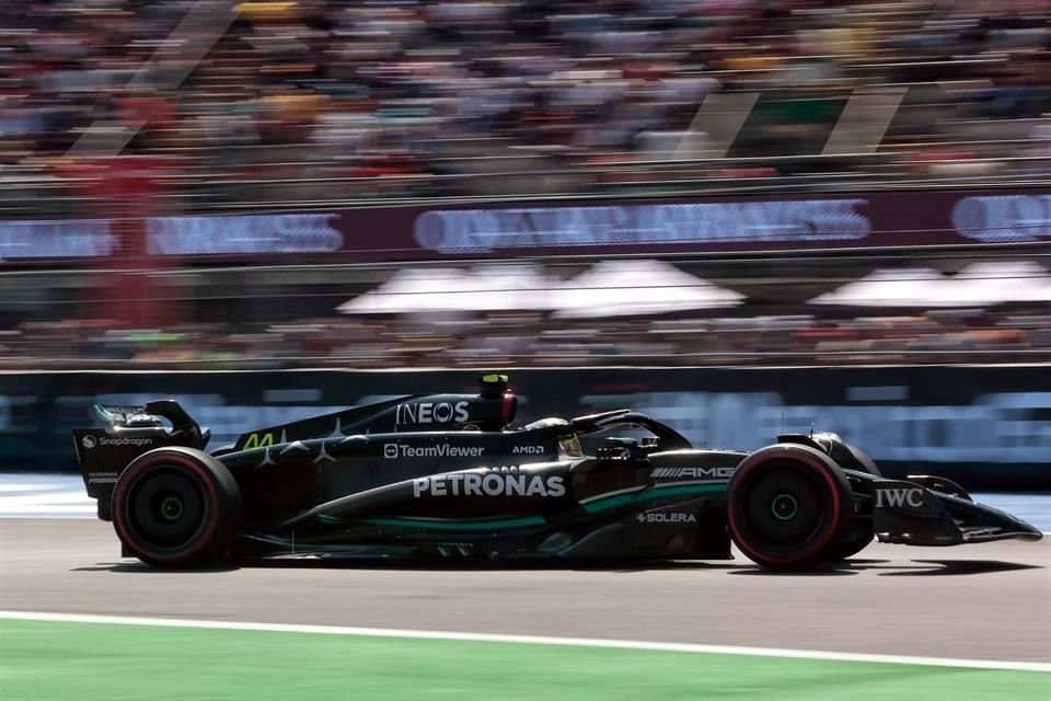 Lewis Hamilton no ha tenido un buen día y la P3 la terminó en el décimo puesto.