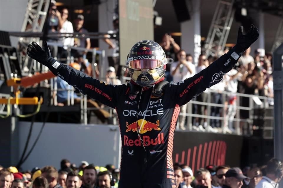 Max Verstappen sigue siendo el rey del Gran Premio de México al obtener su quinta victoria en el Autódromo Hermanos Rodríguez y la tercera de forma consecutiva en el territorio nacional.