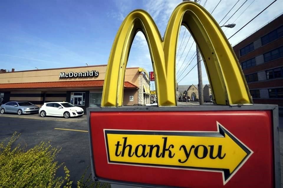 McDonald's dijo que las ventas en Estados Unidos subieron 8.1 por ciento en el trimestre.