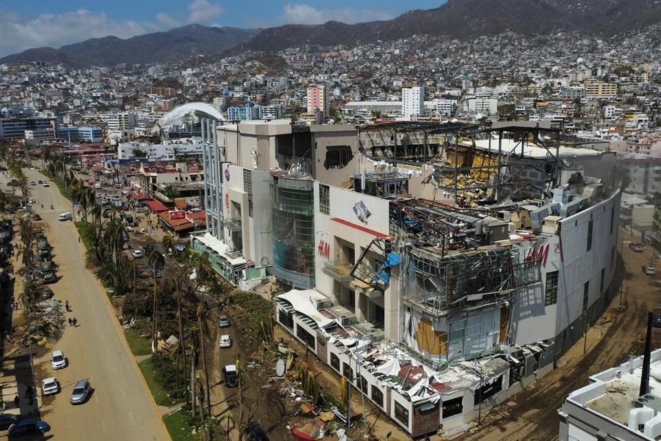 Debido a su impacto en la actividad turística, se estima que el huracán 'Otis' influya en la actividad económica del año.