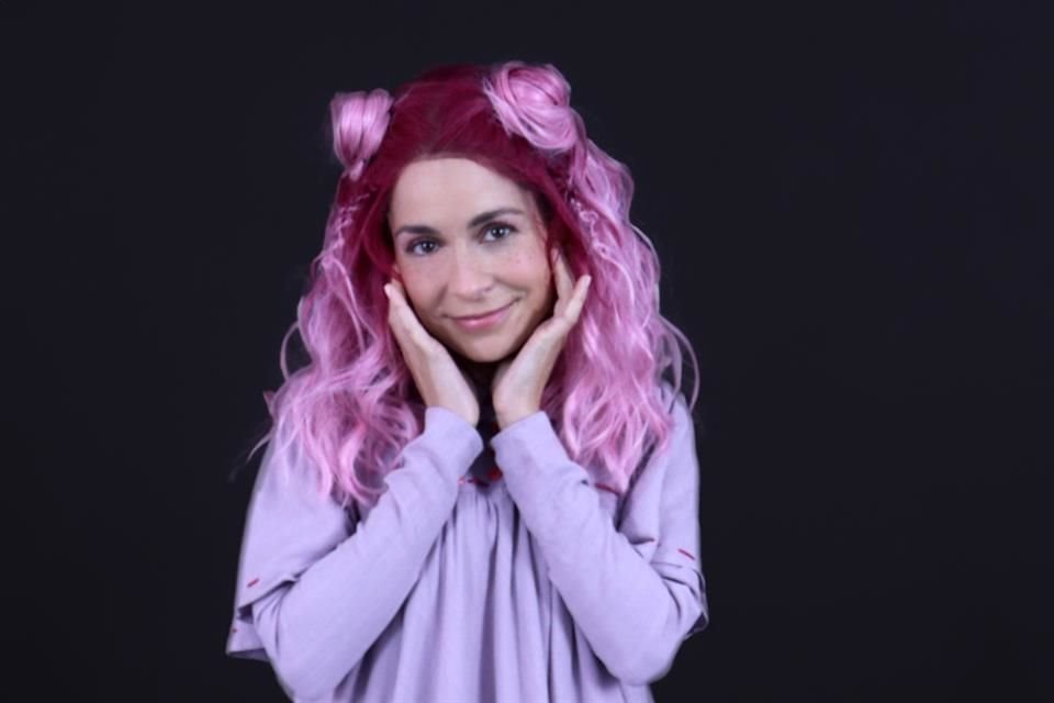 La obra 'Carlota, un Lugar Fuera del Mapa' llega al Teatro Helénico para contar la travesía de una niña que espera encontrar un hogar.