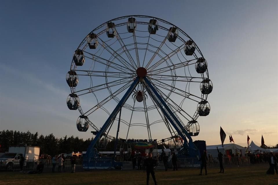 El festival cuenta con más atracciones.