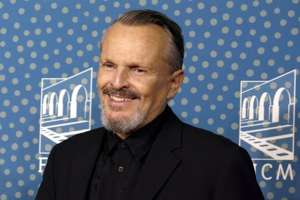 Revela Miguel Bosé que su primer amor fue Bárbara Blasco