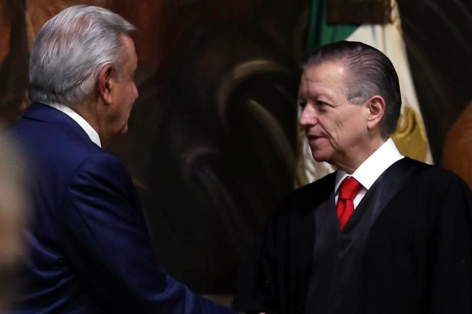 AMLO respaldó a Arturo Zaldívar por indagatoria de supuesta corrupción que le fue iniciada en el CJF. 