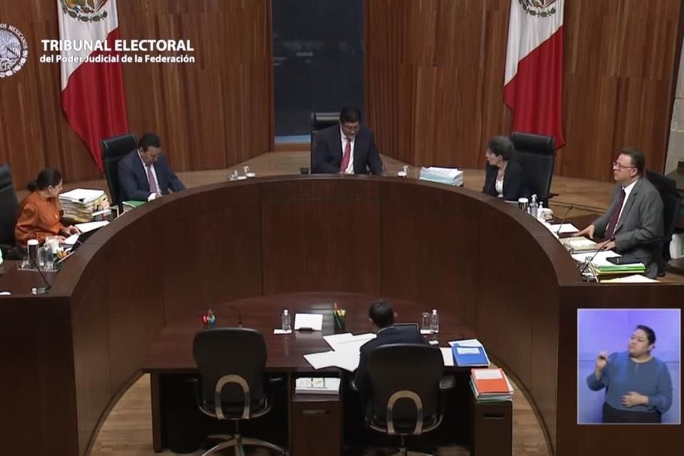 Tres magistrados electorales mostraron sus diferencias con el presidente del TEPJF.