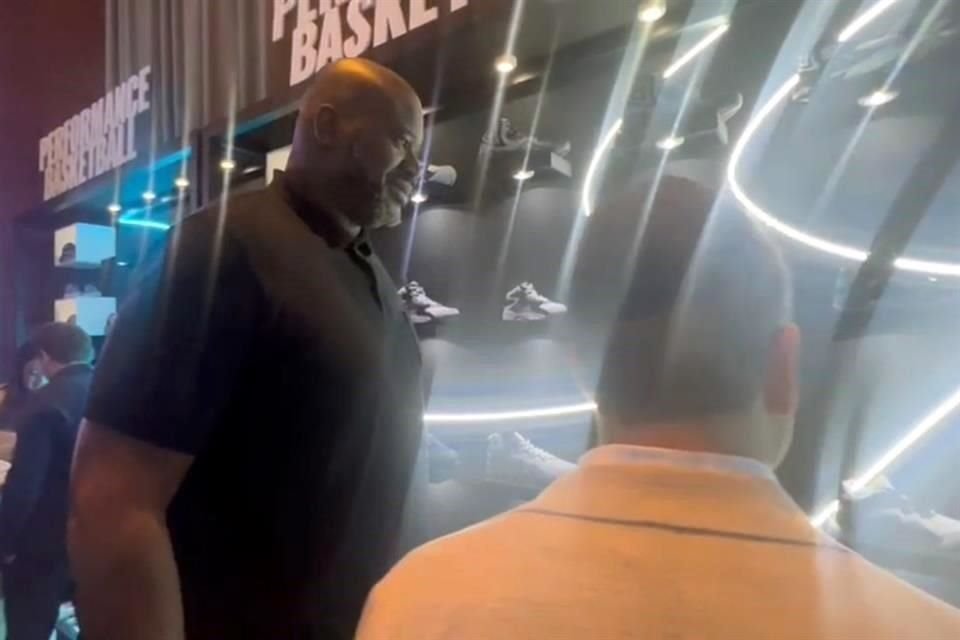 Shaquille O'Neil visitó Monterrey para hablar de su etapa como empresario.