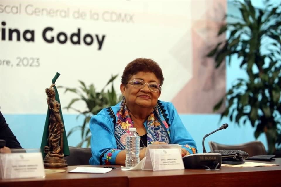 La decisión de la bancada del PRI complicaría las aspiraciones de Ernestina Godoy para ser titular de la Fiscalía un segundo periodo.