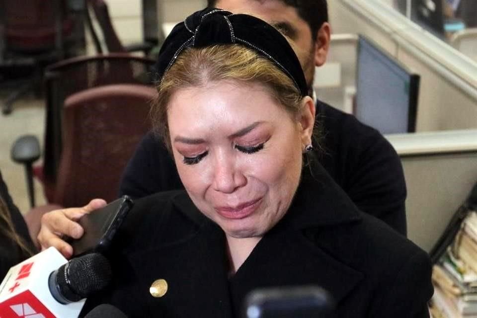 La diputada marcelista Selene Ávila denunció en el pleno que hubo una traición a México desde la bancada de Morena.