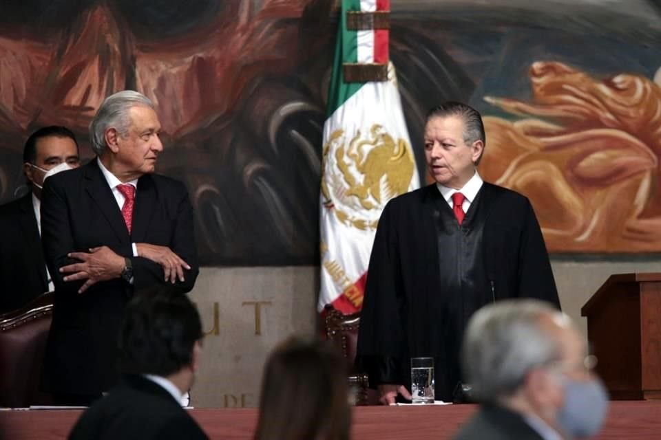 La propuesta enviada por el Presidente Andrés Manuel López Obrador busca al relevo del Ministro Arturo Zaldívar, quien presentó su renuncia. La imagen corresponde a un informe de Zaldívar como presidente de la Corte en 2021.