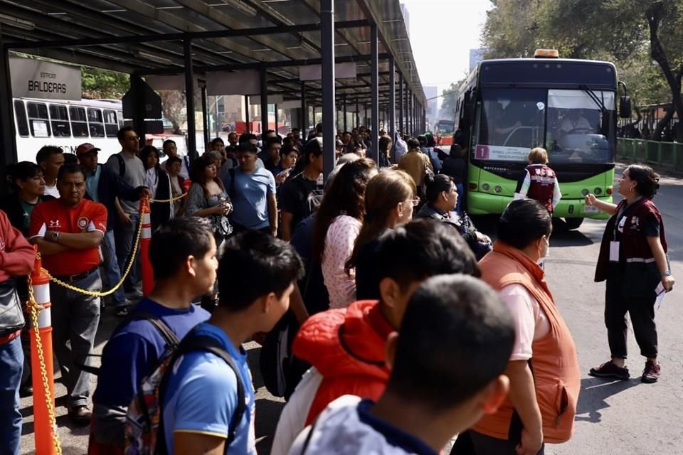 Cinco minutos se hace el Metro de Balderas a Sevilla.