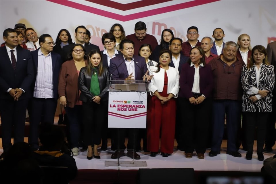 Tras aplicar paridad de género, Morena definió a precandidatas para entidades, como Clara Brugada, en CDMX, y Claudia Delgadillo, en Jalisco.