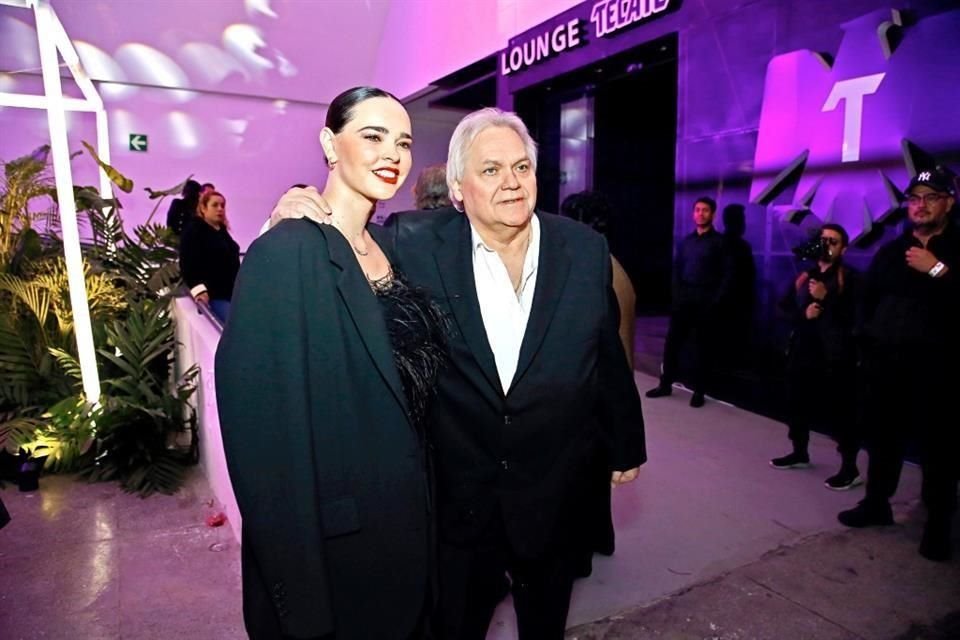 Fabiola Guajardo posó con Carlos Bremer.