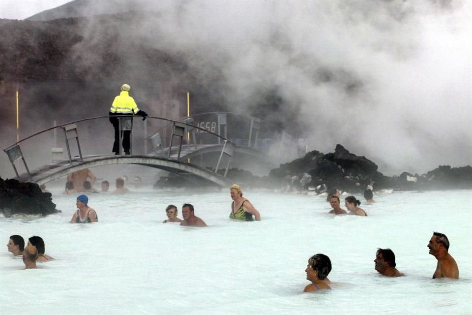 La Laguna Azul de Islandia fue cerrada debido a la actividad sísmica.