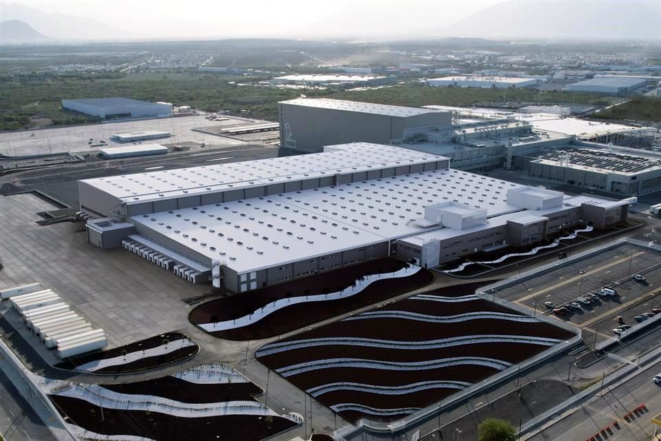 Perspectiva aérea de lo que será la nueva planta de empaque de LEGO en Ciénega de Flores.