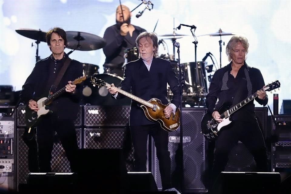 McCartney hizo un recorrido musical por toda su carrera.