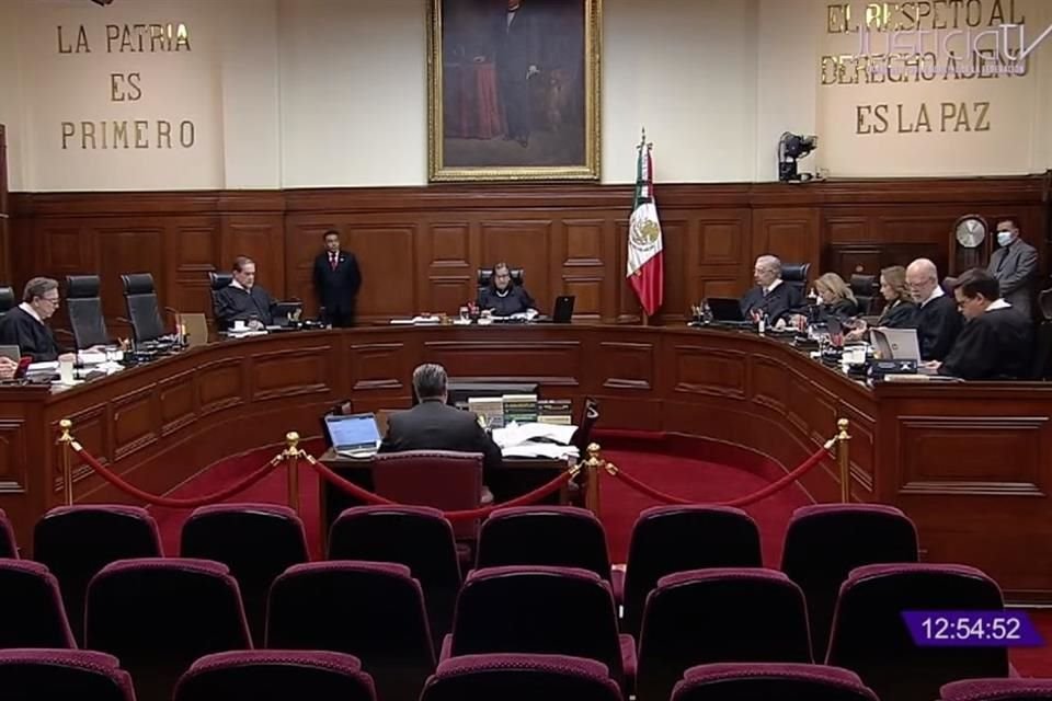 Por cinco votos contra cuatro, el Pleno de la Corte avaló una reforma de julio pasado al Código Electoral de Durango.