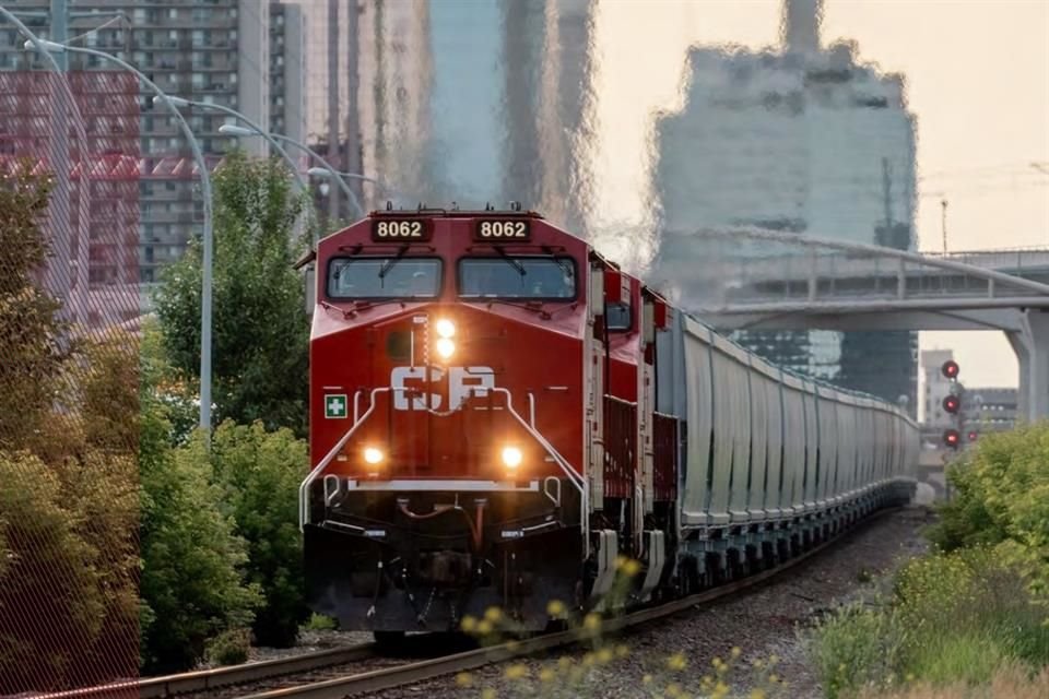 CPKC descartó afectaciones a su concesión por el transporte de pasajeros.