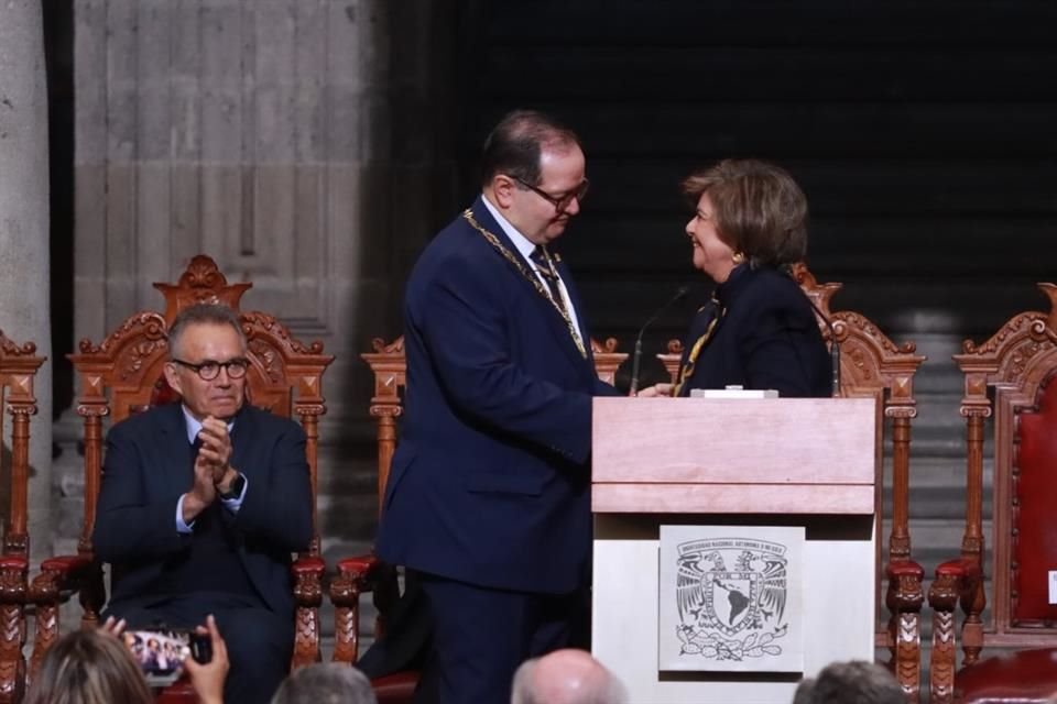 La presidenta de la Junta de Gobierno encabezó la ceremonia.