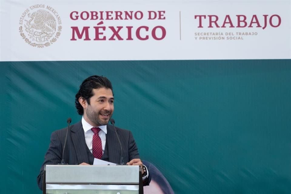 Marath Bolaños, Secretario de Trabajo.