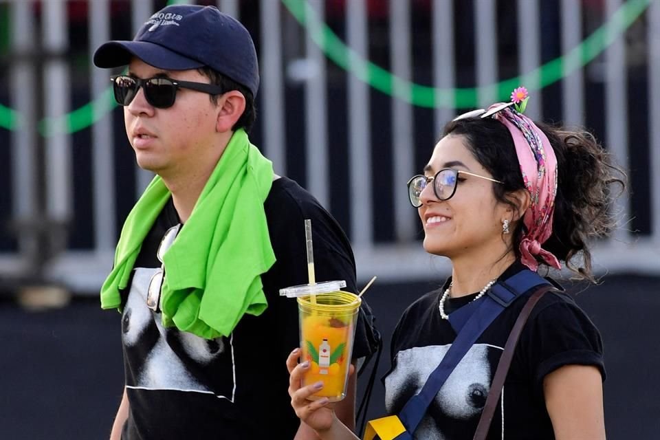 La música no fue lo único que predominó el C. Capital, también los fans gozaron de la cerveza, comida y otras actividades del festival.