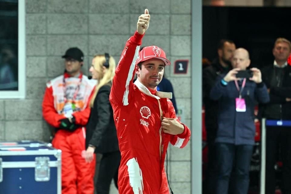 Charles Leclerc logró la pole.