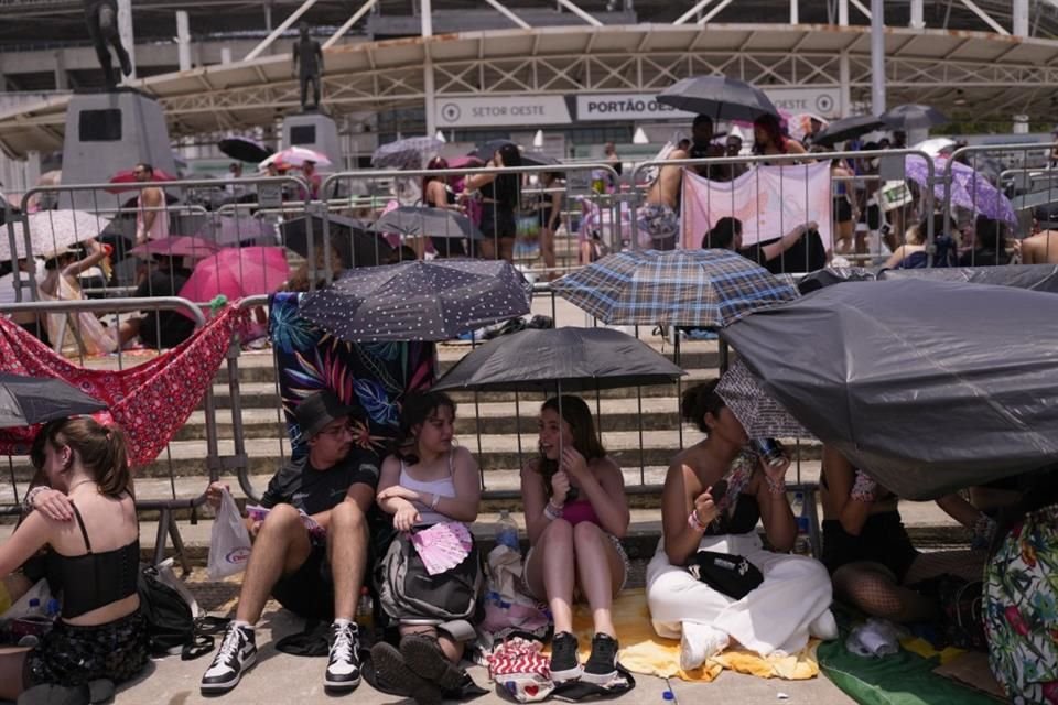 Por la reciente tragedia en el concierto de la gira 'The Eras Tour', las autoridades de Brasil declararon que se tomarían medidas para el acceso de agua embotellada a los shows.