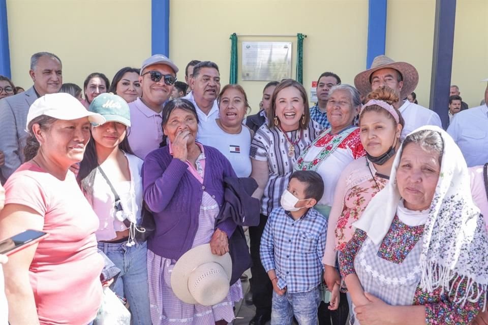 La hidalguense estuvo de gira en Puebla.