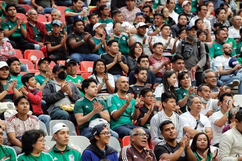 La afición muchas veces ha abucheado a la Selección.