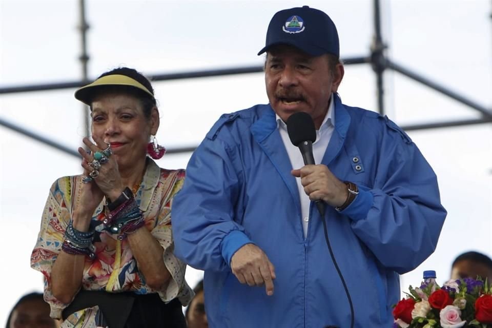 El presidente de Nicaragua, y su esposa Rosario Murillo, no salieron a dar una felicitación a Sheynnis Palacios por su éxito en Miss Universo.