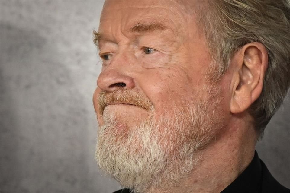 El cineasta Ridley Scott  seguirá haciendo las películas. 