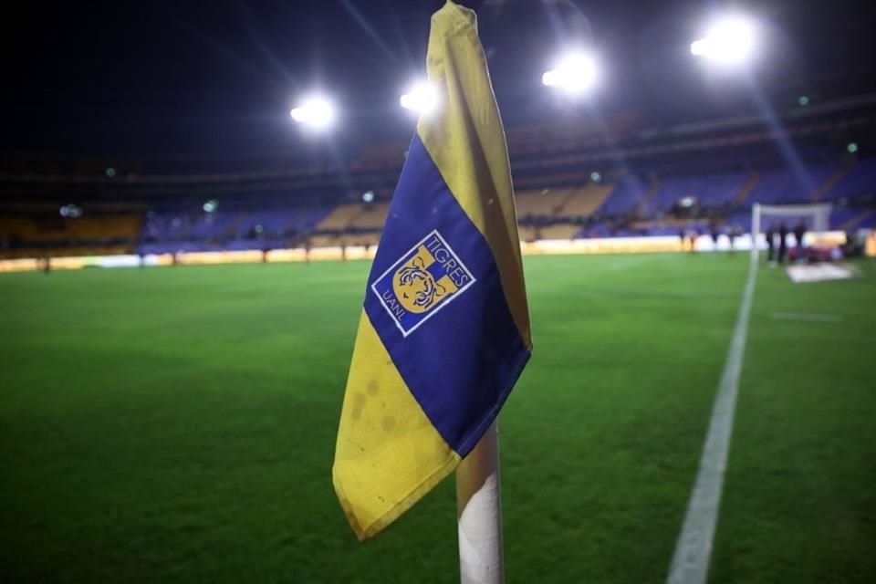 Así luce la cancha a unos minutos de arrancar el partido.