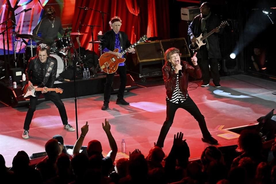 La legendaria banda británica The Rolling Stones anunció una nueva gira que acompañará su reciente lanzamiento, el álbum Hackney Diamonds.