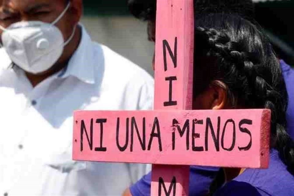 Adeline salió la noche del martes de su casa después de recibir una llamada de una persona mayor con la que constantemente platicaba.  