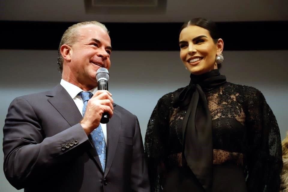 Los regios Raúl Rocha Cantú y Cynthia de la Vega anunciaron el lunes pasado en la CDMX la renovación en el certamen Miss Universo México.